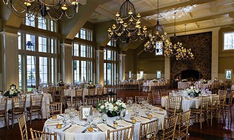 Romantic and luxurious, equestrian yet refined, the new ryland inn is an inspiring setting to mark your new life together. The Ryland Inn - New Jersey Videography