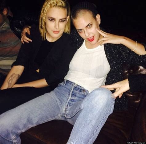 Tallulah Willis Shaves Her Head Follows In Mom Demi Moores Footsteps Huffpost Style