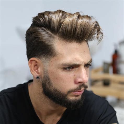 Shampoing, soin, coloration, lisseurs, maquillage, vernis…. coiffure homme raie - Coupe pour homme