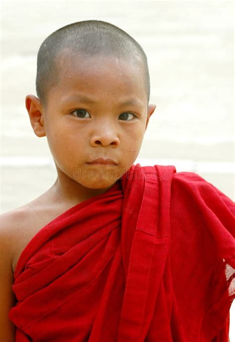 Burmese Boy Monk Editorial Photo Image Of Myanmar Monk 10689876