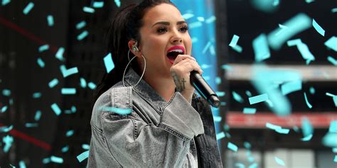 Demi Lovato Shuts The Tabloids Down And Says She S Healing Paper Magazine