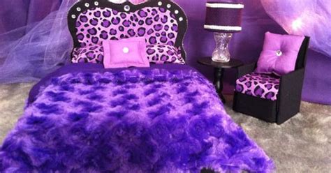 Barbie and fashion doll collector cindy whiteside creates beautiful 1:6 scale dioramas and dollhouse interiors in her spacious two bedroom apartment in brooklyn, ny, photographed april 8, 2006. Barbie Furniture / Monster High Furniture - Purple Cheetah ...