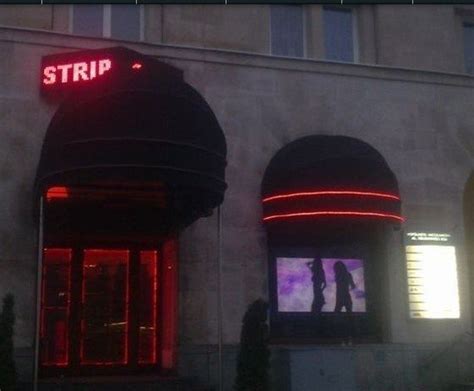 Sex Shopy I Kluby Erotyczne W Alei Jana Pawła Ii Co Z Nimi Zrobić Warszawa Nasze Miasto