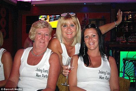 Bayana Blogspot Oaps Behaving Badly The Tenerife Pensioner Ex