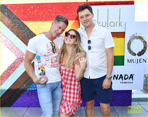Billie Lourd And Austen Rydell Join Her Step Dad Bruce Bozzi At Andy