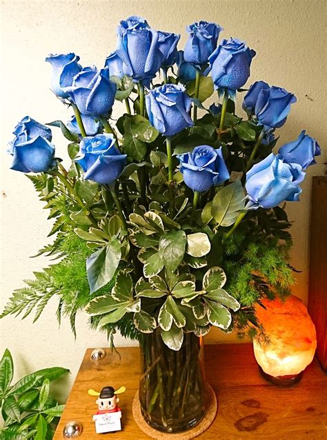 Hues Of Blue Roses Bouquet In Orlando Fl Edgewood Flowers