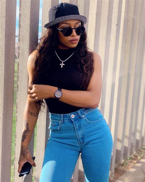 Dj zinhle powerful afro house set in the lab johannesburg mp3 duration 1:29:50 size 205.61 mb / mixmag 2. DJ Zinhle already Hungry after break-up with AKA | News365 ...