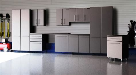 Ανακάλυψε προϊόντα όπως cabinets, display cabinets και κάνε τα δικά σου. Clean Beige Ceramic Floor Designed Under Modern Garage ...