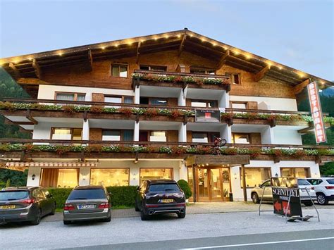 5 tage erlebnisschleifen wandern im westerwald/wiedtal; "Außenansicht" Active Hotel Wildkogel (Wald im Pinzgau ...