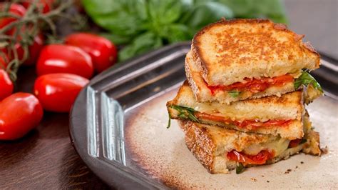 Tomato Basil Sandwich Grill Cheese Sandwich Chefs Kitchen Youtube