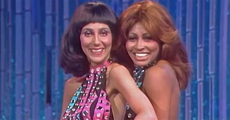 a video of tina turner and cher dancing on stage circulates online