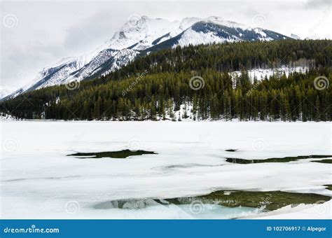 Icy Mountain Lake On An Overcast Day Stock Image Image Of Colourful