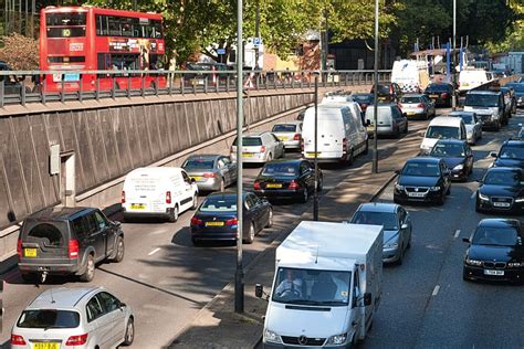 London Motorists Who Leave Engines Running To Face £80 Fines London Evening Standard Evening