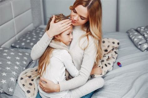 Sebelum mencari tahu cara meningkatkan nafsu makan agar anak mau makan, anda perlu mengobati dulu depresi si kecil. 5 Doa untuk Anak yang Sedang Sakit, Sering Dibaca Rasulullah