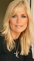 actress-Catherine-Hickland-wears-Octopus.jpg (1140×2016) | Hår och ...