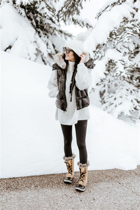 fashionable women snow outfits for this winter snow outfits for women winter outfits warm