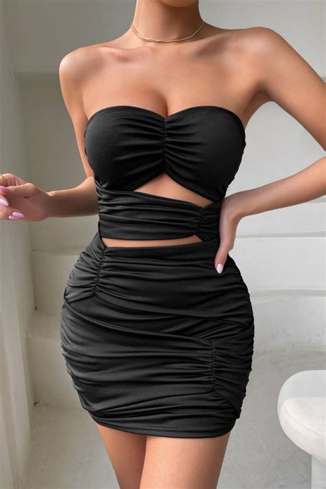 Wholesale Summer New Solid Color Stretch Tube Design Shirring Bodycon Stylish Sexy Mini Dress