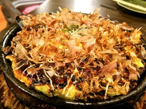 Japanese cuisine (�a�h, washoku) offers an abundance of gastronomical delights with a boundless variety of regional and seasonal dishes. Japanese Culture - Food & Drink - Popular Japanese Dishes