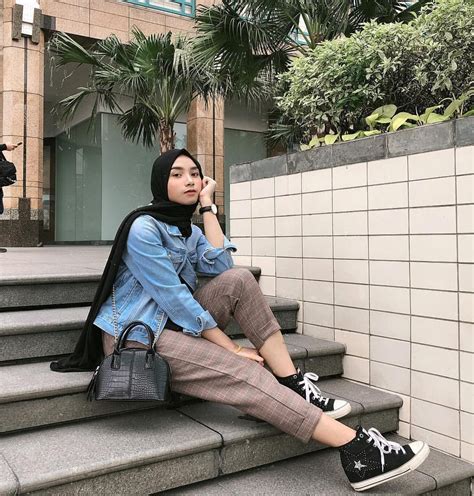 Check spelling or type a new query. Pin oleh Pupu🖤 di OOTD KEREN | Pakaian tomboy, Gaya model ...