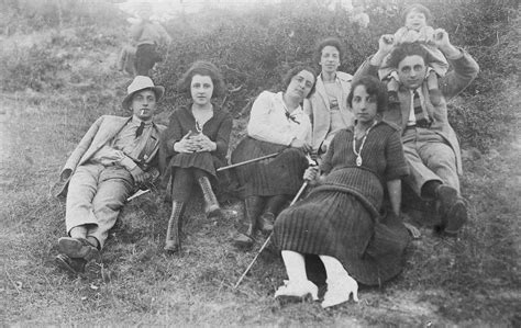 Young Jewish Bulgarian Couples Enjoy An Excursion To The Countryside