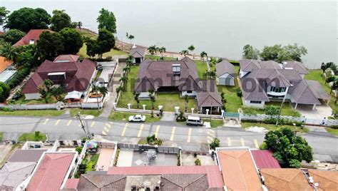 Port dickson began history as a small malay village inhabited by fishermen and traders. beachfront homes for sale | ConfirmJadi.com