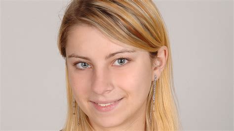 Katerina Hartlova Facial Telegraph