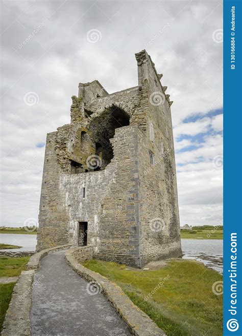 Carrigafoyle Castle At The River Shannon Stock Photo Image Of Light
