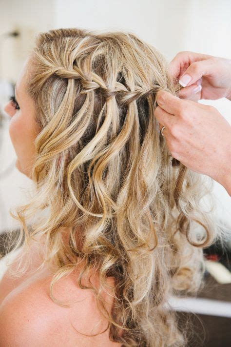 Loose Curls With A Simple But Elegant Braid Detail Makes The Perfect