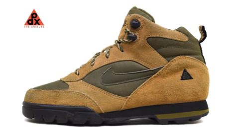Nike Acg Torre Mid Retro Release Date Fd0212 200 Holiday 2023 Complex