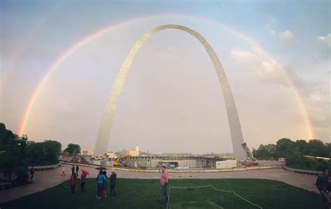 Itap Of The Gateway Arch With A Rainbow Arch Ritookapicture