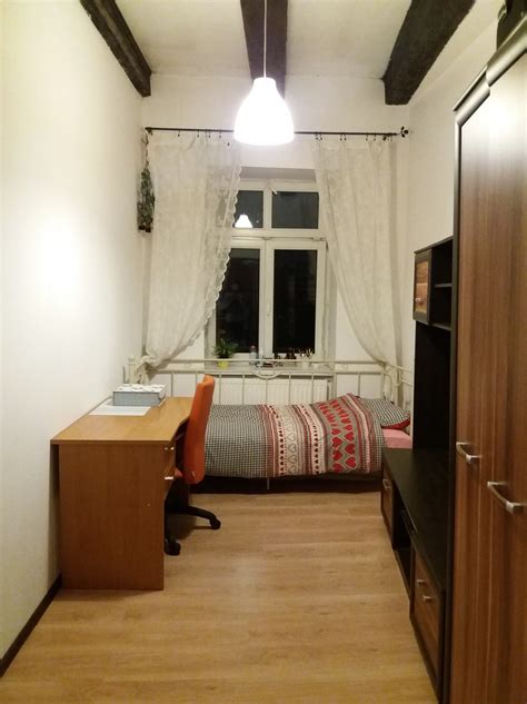 A Single Room For Rent Room For Rent Krakow