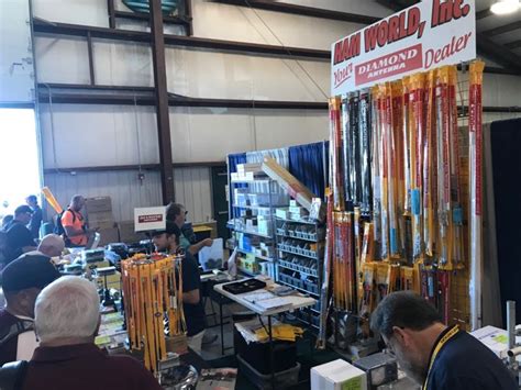 2019 Hamvention Inside Exhibits 2 Of 129 The Swling Post