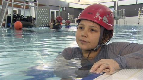 Iqaluit Aquatic Centre Holds Underwater Airplane Escape Training Cbc News