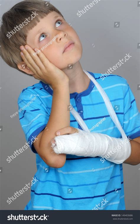 Boy Broken Arm Stock Photo 149403686 Shutterstock