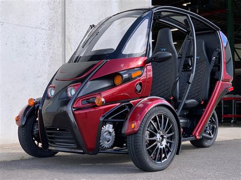 Arcimoto Starts Delivering Electric Fuv To Customers