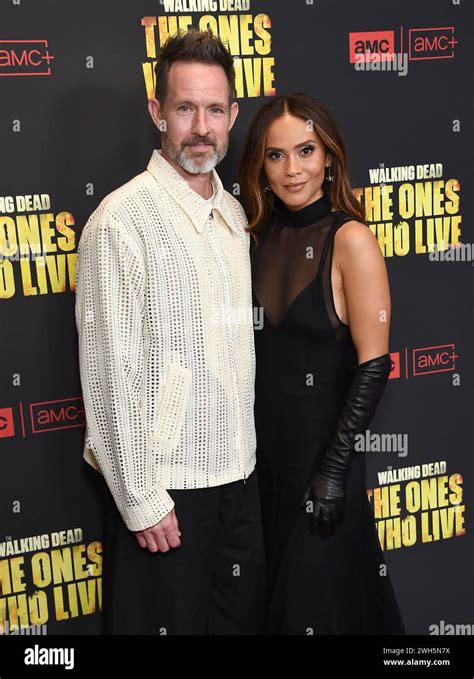 Chris Payne Gilbert And Lesley Ann Brandt Arriving To “the Walking Dead The Ones Who Live” Red