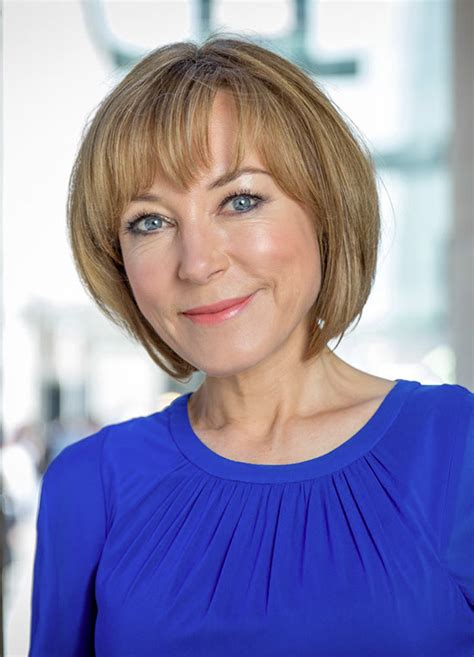 Sian Williams To Present Bbc Ones Sunday Morning Live Dr Sian Williams