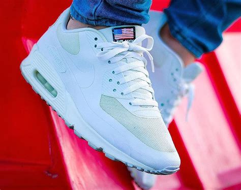 Faut Il Acheter Les Nike Air Max 90 Hyperfuse Usa Independence Day