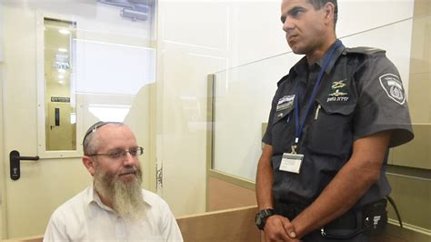 הרב עזרא שיינברג מצפת, החשוד בעבירות מין (צילום: "מקובל שהשתמש בכוחות טומאה": מיהו הרב עזרא שיינברג