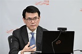 news.gov.hk - Edward Yau attends trade webinar