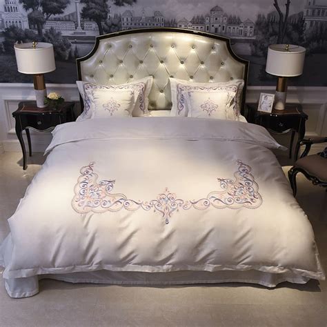 Luxury 60s Egypt Cotton Classical Elegance Bedding Set Embroidery Duvet