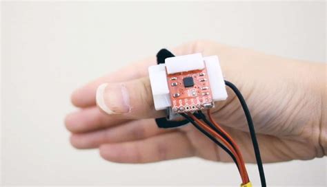 This Ring Uses Gesture Recognition To Write Words And