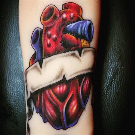 45 Beautiful Anatomical Heart Tattoo Designs The Art Of Biological Realism