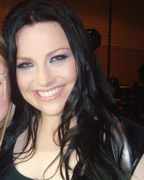 O Sorriso Mais Lindo Que Vocês Vão Ver Na Vida 😍 — Amylee Evanescence