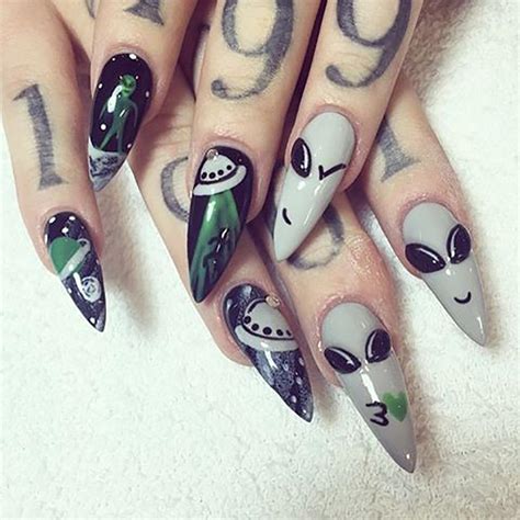 23 Eye Catching Stiletto Nails Designs That Will Elevate Your Style