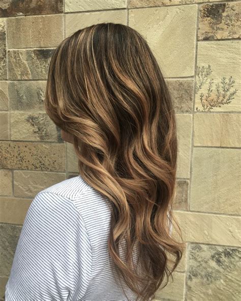 Chocolate Brown Hair Color With Honey Highlights