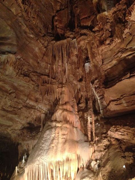 Chilling In The Mystic Caverns Only In Arkansas Mystic Cavern