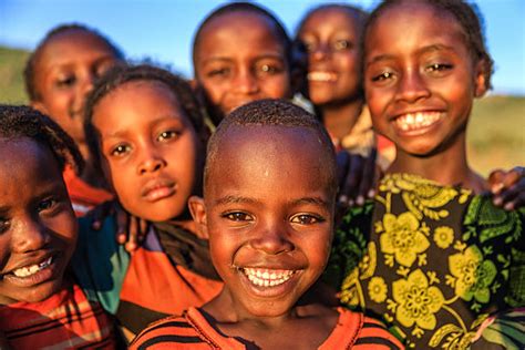 95000点を超えるアフリカ 子供 笑顔のストックフォト、写真、そしてロイヤリティフリーの画像 Istock
