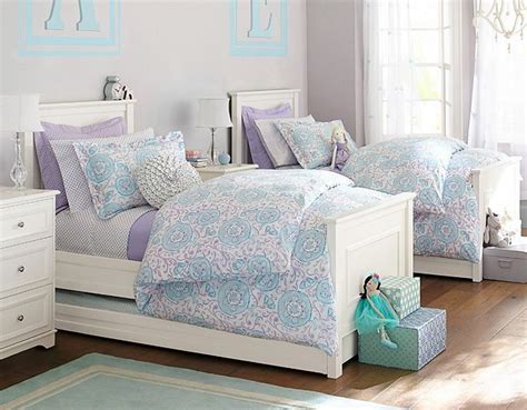 Beautifully handcrafted with a rich finish, this clean and minimalist design will last a lifetime. Samantha | Pottery Barn Kids | Girl room, Girls bedroom ...