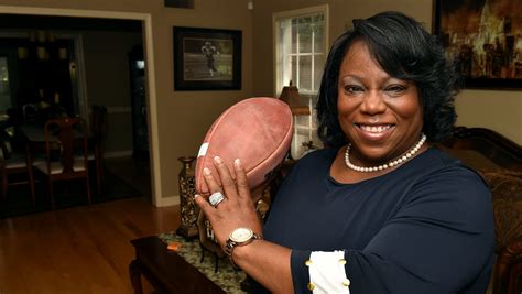 College football wives talk life on and off the gridiron